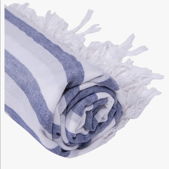 Isaac Mizrahi Gray and White Stripe Kimono - Picture 6 of 14